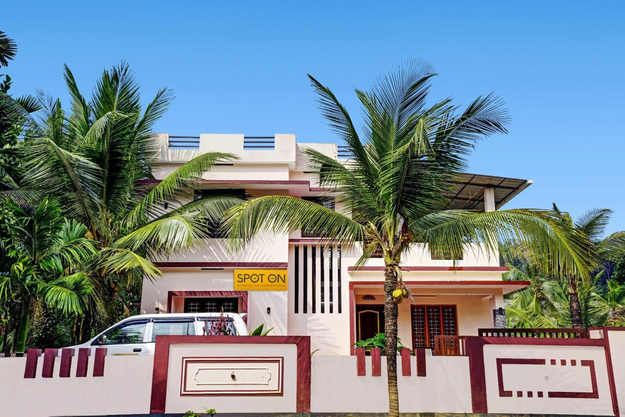 Neriyamangalam Spot On Shalom Palace Residency מראה חיצוני תמונה