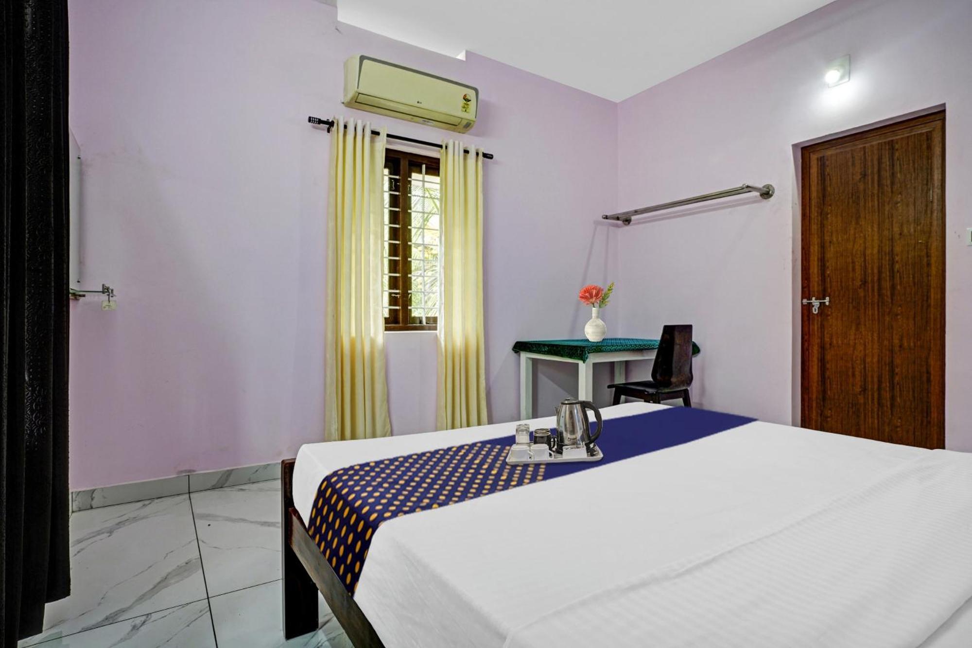 Neriyamangalam Spot On Shalom Palace Residency מראה חיצוני תמונה