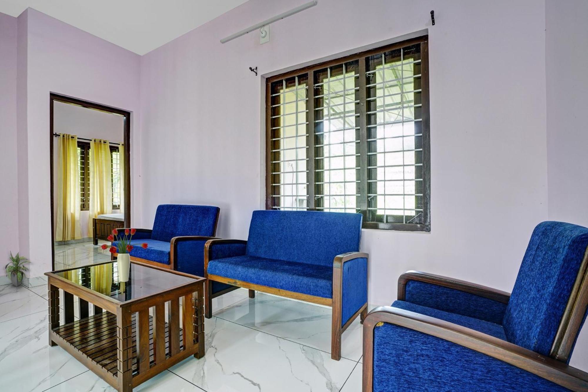 Neriyamangalam Spot On Shalom Palace Residency מראה חיצוני תמונה